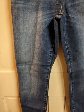 INC International Concepts Women's Skinny Leg, Regular Fit Dk Blue Jeans Size 10